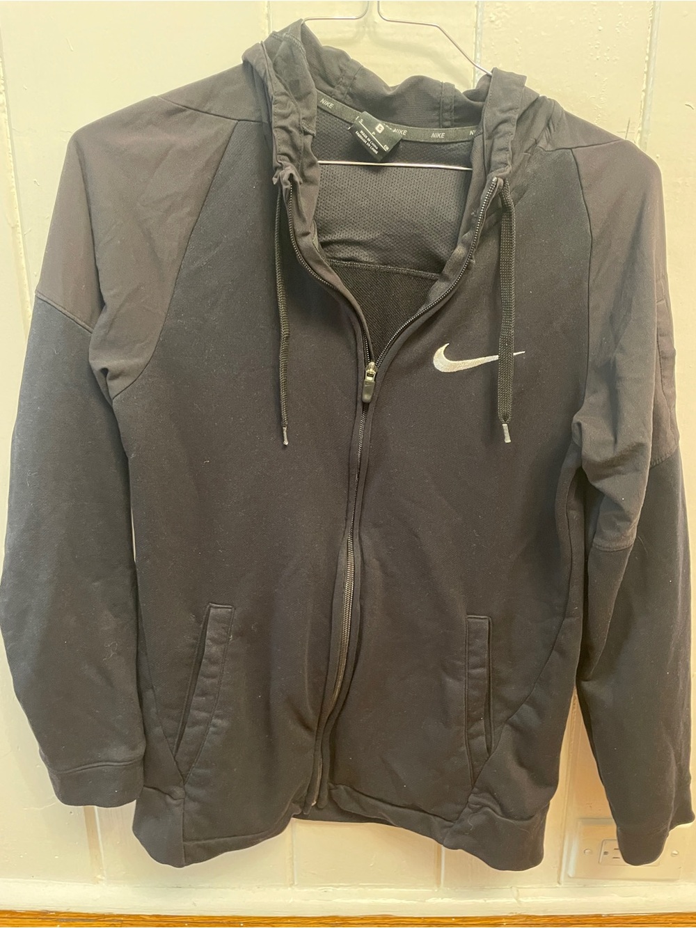 Nike Black Dri-Fit Hooded Full-Zip Jacket with Swoosh